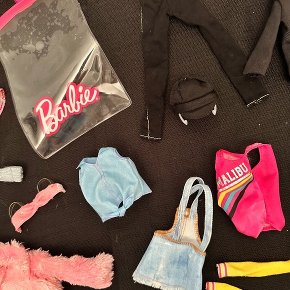 Vintage Collectable And Modern Barbie Clothing And Accessories 14 items - Picture 5 of 6